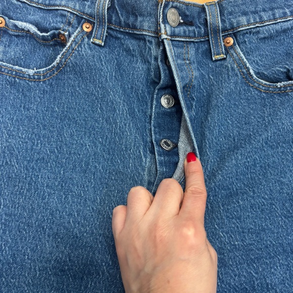 Levi’s Ribcage Straight Ankle Jeans - Picture 8 of 15